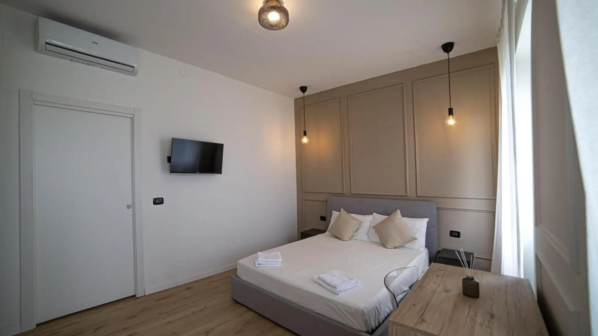 Casa Enea - Luxury House Milano Navigli Apartment 0*, Milan