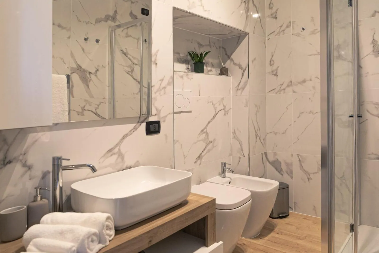 Appartamento Casa Enea - Luxury House Milano Navigli